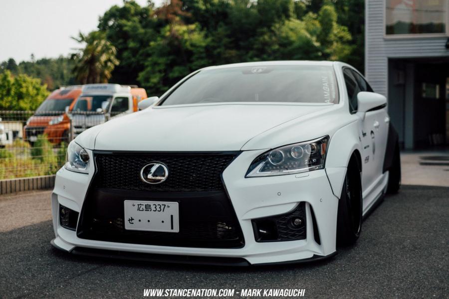  Lexus LS460 GT-VIP by Aimgain 2014 года  (фото 18 из 21)